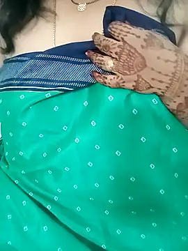 Snapshot of your-sameera chatting on 03.17.26 your-sameera online show from 03.17.26