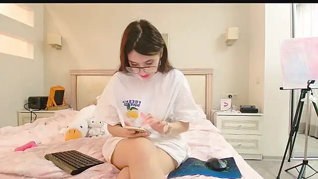 Snapshot of Iren chatting on 01.13.26 Iren online show from 01.13.26