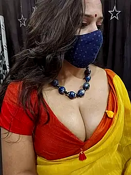 Snapshot of AzadPanchi2024 chatting on 02.21.25 AzadPanchi2024 online show from 02.21.25