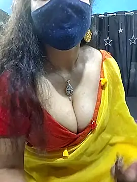 Snapshot of AzadPanchi2024 chatting on 02.24.25 AzadPanchi2024 online show from 02.24.25