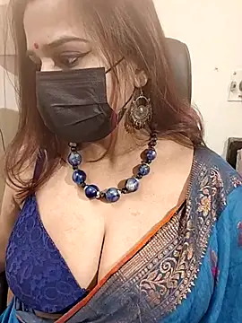 Snapshot of AzadPanchi2024 chatting on 09.25.25 AzadPanchi2024 online show from 09.25.25