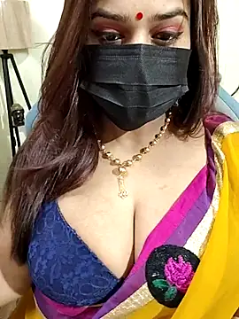 Snapshot of AzadPanchi2024 chatting on 09.30.25 AzadPanchi2024 online show from 09.30.25