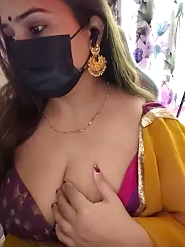 Snapshot of AzadPanchi2024 chatting on 03.08.26 AzadPanchi2024 online show from 03.08.26