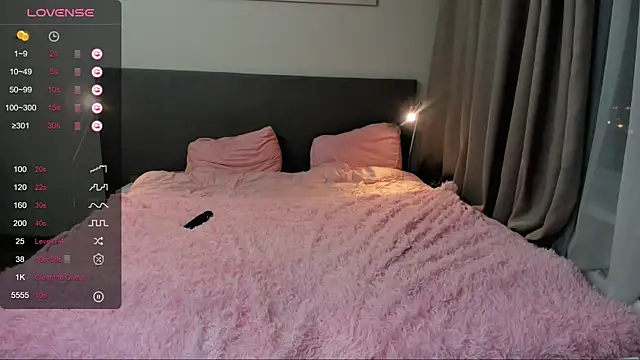 jesssicamooon online show from 11.21.25