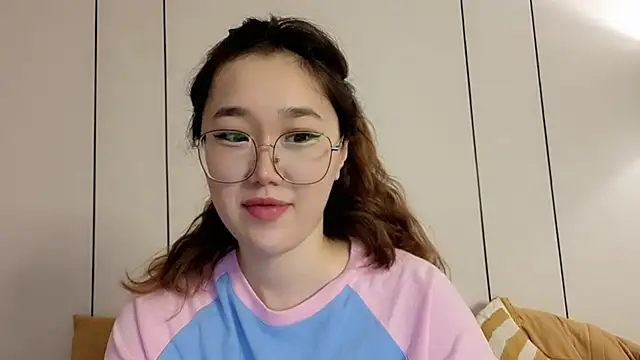 Snapshot of Jennatyan chatting on 06.30.26 Jennatyan online show from 06.30.26