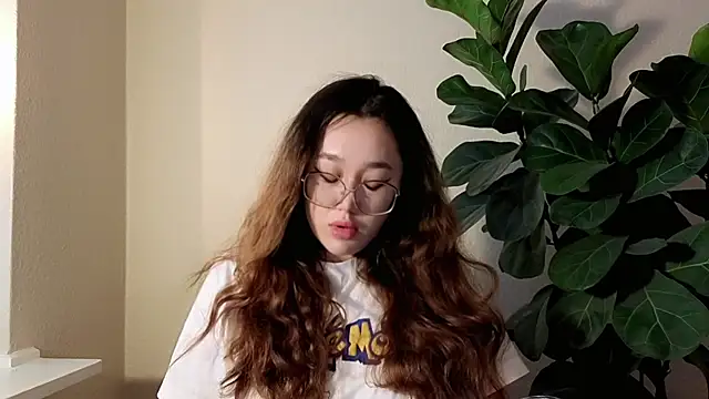 Snapshot of Jennatyan chatting on 07.20.26 Jennatyan online show from 07.20.26