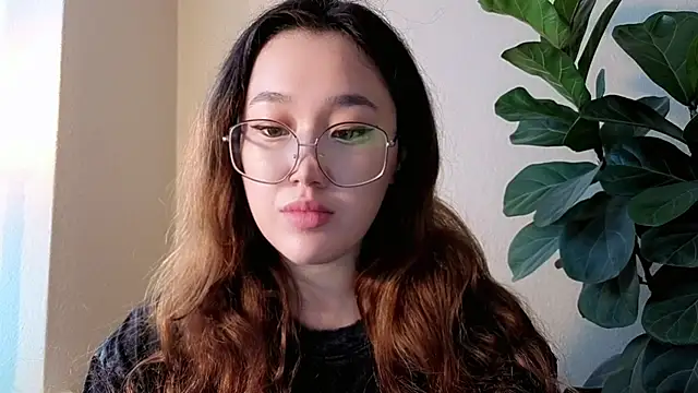 Snapshot of Jennatyan chatting on 07.23.26 Jennatyan online show from 07.23.26