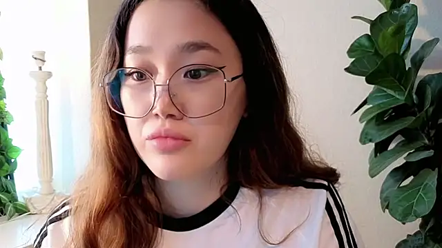 Snapshot of Jennatyan chatting on 07.30.26 Jennatyan online show from 07.30.26