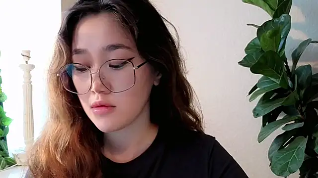 Snapshot of Jennatyan chatting on 07.31.26 Jennatyan online show from 07.31.26