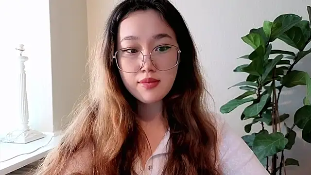 Snapshot of Jennatyan chatting on 08.03.26 Jennatyan online show from 08.03.26