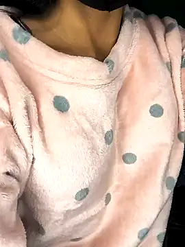 Snapshot of cute_simmy0 chatting on 01.15.25 cute simmy0 online show from 01.15.25