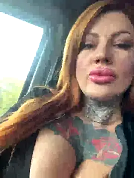 Snapshot of krysstal003 chatting on 11.06.25 krysstal003 online show from 11.06.25