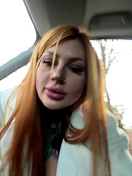 Snapshot of krysstal003 chatting on 11.12.25 krysstal003 online show from 11.12.25