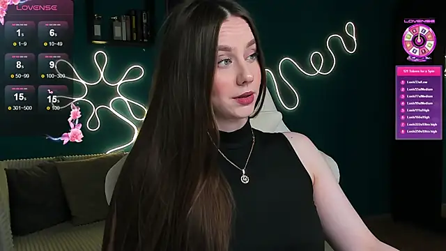 katie taylorr online show from 10.17.25