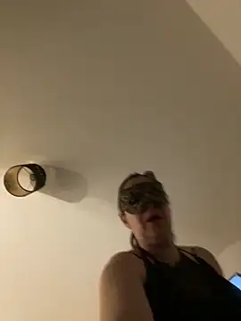 Lyannabuena69 online show from 02.28.26