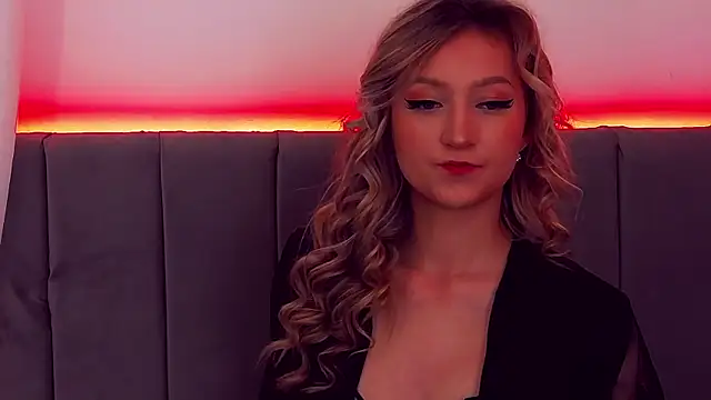 MiaNixan online show from 03.12.25