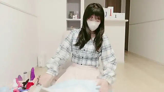 Snapshot of IORio2 chatting on 12.01.25 IORio2 online show from 12.01.25