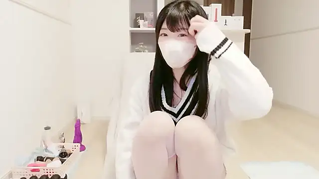 Snapshot of IORio2 chatting on 01.13.26 IORio2 online show from 01.13.26