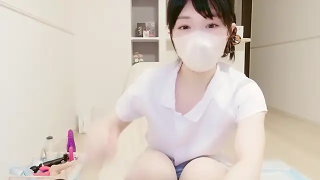 Snapshot of IORio2 chatting on 01.16.26 IORio2 online show from 01.16.26