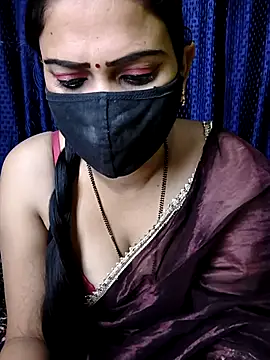 kaveerpooja947 online show from 11.13.25