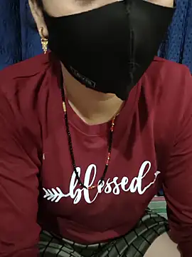 kaveerpooja947 online show from 12.01.25