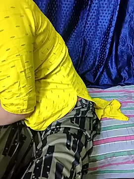 kaveerpooja947 online show from 12.03.25