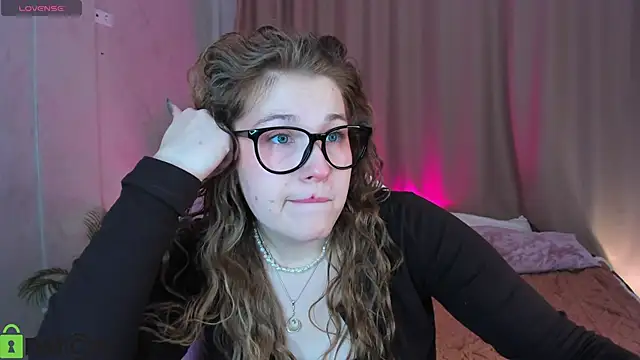 Colleen Blake online show from 10.21.25