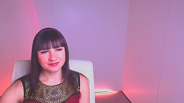 Snapshot of Violla_My chatting on 12.15.24 Violla My online show from 12.15.24
