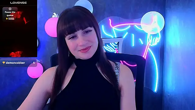Snapshot of Violla_My chatting on 02.19.25 Violla My online show from 02.19.25
