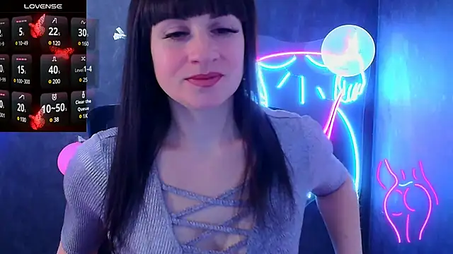 Snapshot of Violla_My chatting on 02.25.25 Violla My online show from 02.25.25