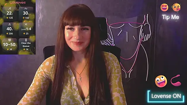 Snapshot of Violla_My chatting on 10.13.25 Violla My online show from 10.13.25
