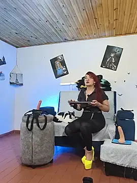 keila j online show from 07.25.26