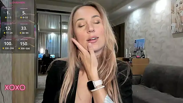 lady Nati online show from 10.26.25