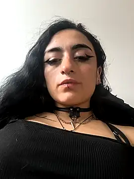 Lila Desiree online show from 04.25.26