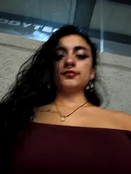 Lila Desiree online show from 04.30.26