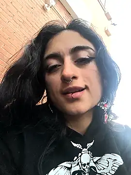 Lila Desiree online show from 06.12.26