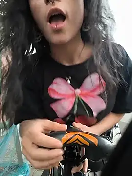 Lila Desiree online show from 06.18.26