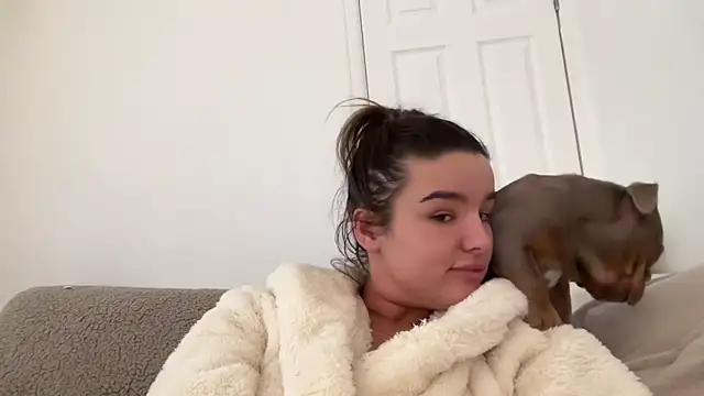 maisiesmithx online show from 02.04.25