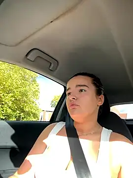 maisiesmithx online show from 10.21.25