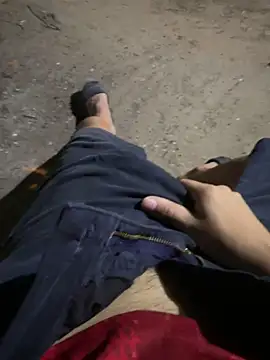 Snapshot of Erick-90 chatting on 02.26.26 Erick-90 online show from 02.26.26