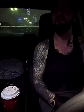Snapshot of Beardedtattood chatting on 02.15.25 Beardedtattood online show from 02.15.25