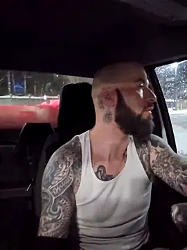 Snapshot of Beardedtattood chatting on 02.16.25 Beardedtattood online show from 02.16.25
