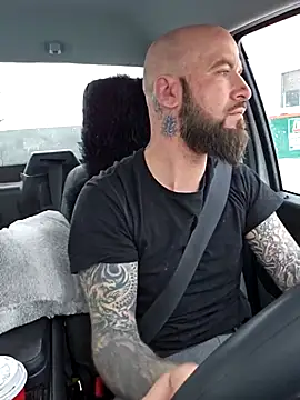 Snapshot of Beardedtattood chatting on 02.20.25 Beardedtattood online show from 02.20.25
