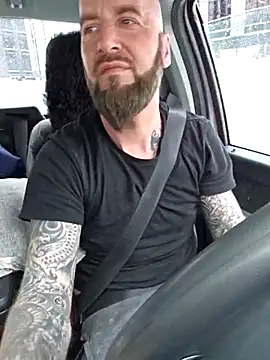 Snapshot of Beardedtattood chatting on 02.20.25 Beardedtattood online show from 02.20.25
