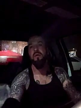 Snapshot of Beardedtattood chatting on 02.25.25 Beardedtattood online show from 02.25.25