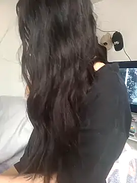 SophieWinslow online show from 03.05.25