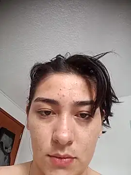 SophieWinslow online show from 10.04.25