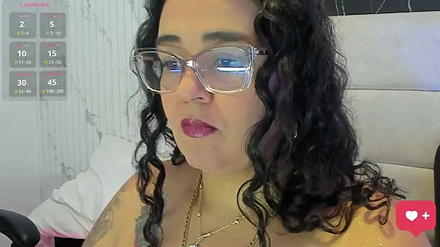 Reginavegaa online show from 07.22.26
