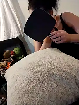 Snapshot of esadmisfit1 chatting on 01.28.25 esadmisfit1 online show from 01.28.25