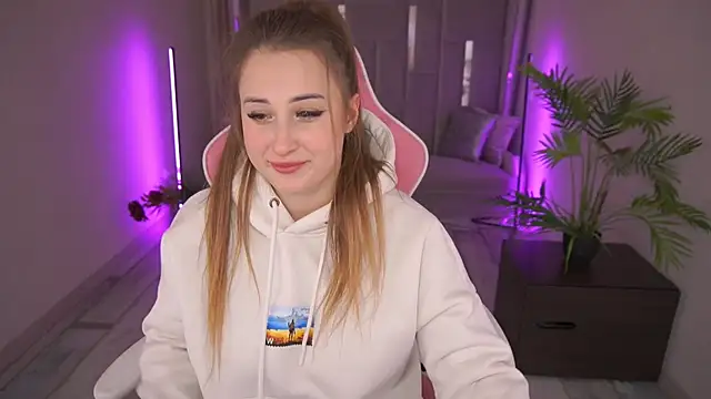 GentleAdellee online show from 01.17.25